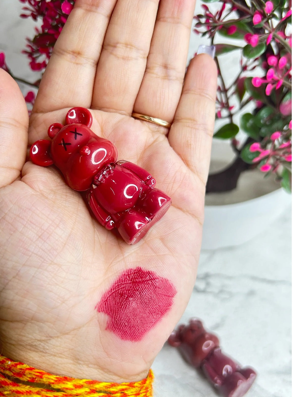 Lip Tint with Bear Keychain – 6pcs Matte Lipstick Set (Multicolour)