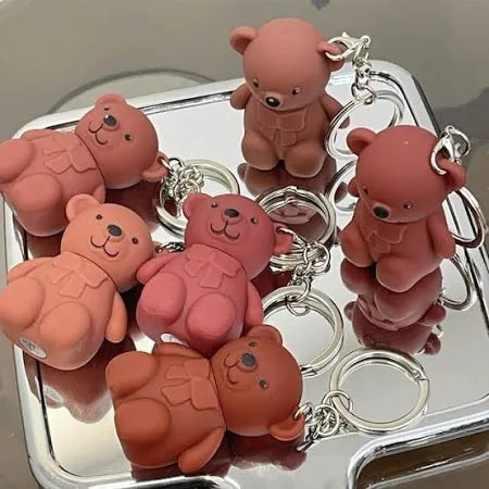 Lip Tint with Bear Keychain – 6pcs Matte Lipstick Set (Multicolour)